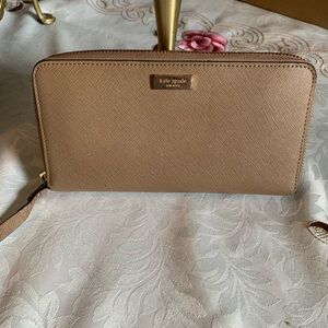 Kate Spade Tan Zip-Around Wallet Smooth Design